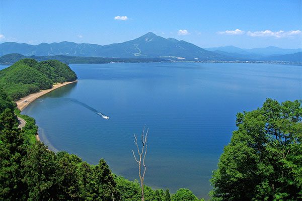 猪苗代湖 喜多方ラーメンのお取り寄せ通販 ギフトにもおすすめ – 株式会社喜多方らーめん本舗